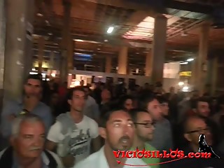 Orgia lesbica en el SEV 2013