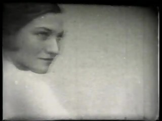 Blonde Whipping vs Brunette Whipping