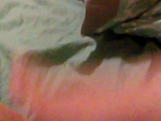 Teen finger fucking her pussy